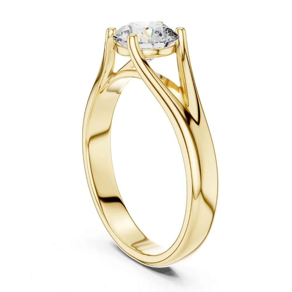 Modern Triangle Solitaire Ring in 925 Sterling Silver | ORYNIO