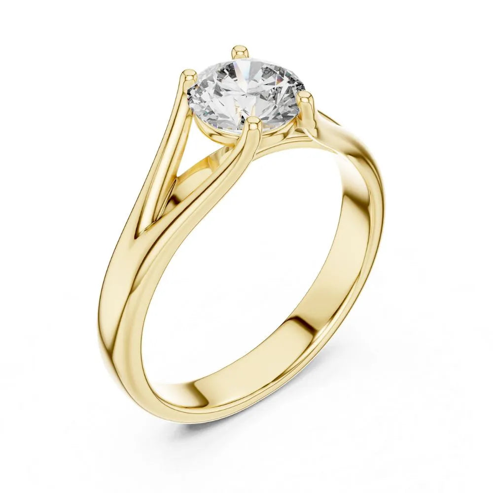 Modern Triangle Solitaire Ring in 925 Sterling Silver | ORYNIO