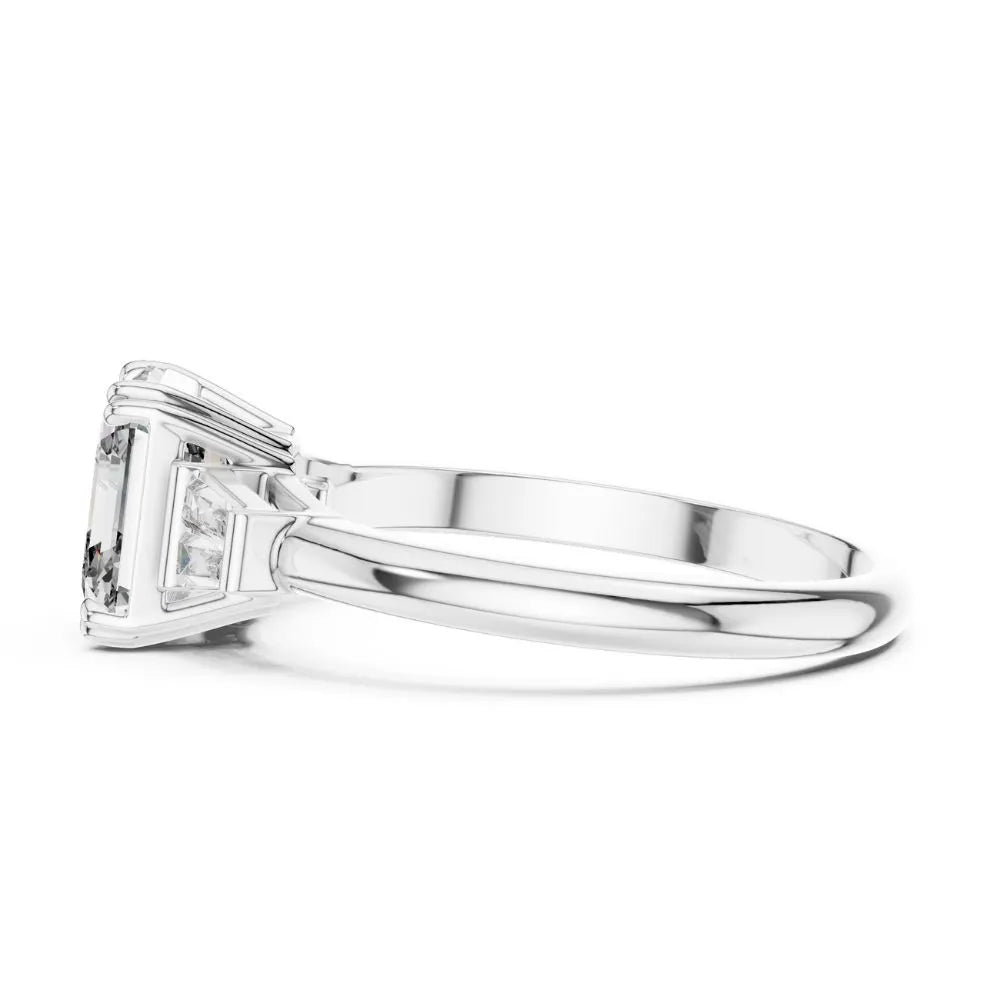 Orynio ORYNIO Prestige Asscher Three-Stone Engagement Ring in 925 Sterling Silver 92.5 silver jewellery