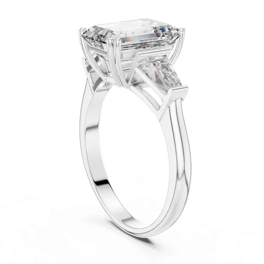 Orynio ORYNIO Regal Emerald Three-Stone Engagement Ring in 925 Sterling Silver 92.5 silver jewellery