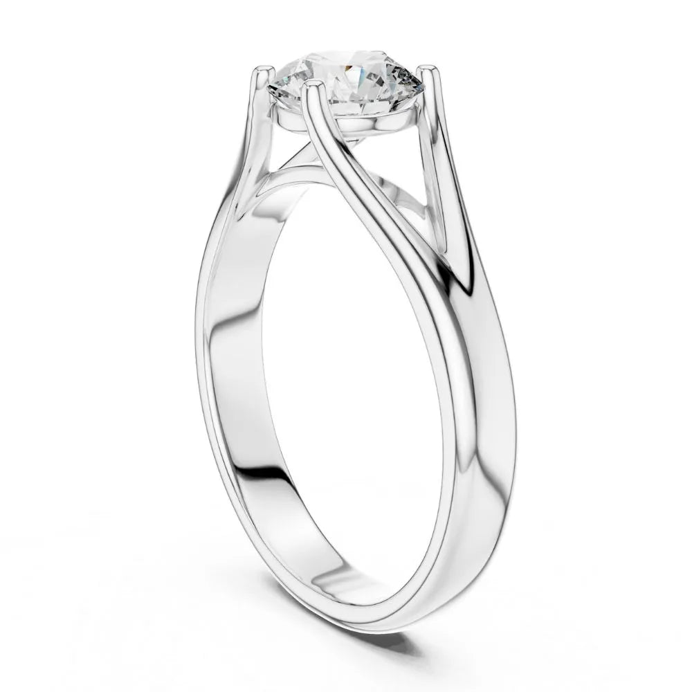 Modern Triangle Solitaire Ring in 925 Sterling Silver | ORYNIO