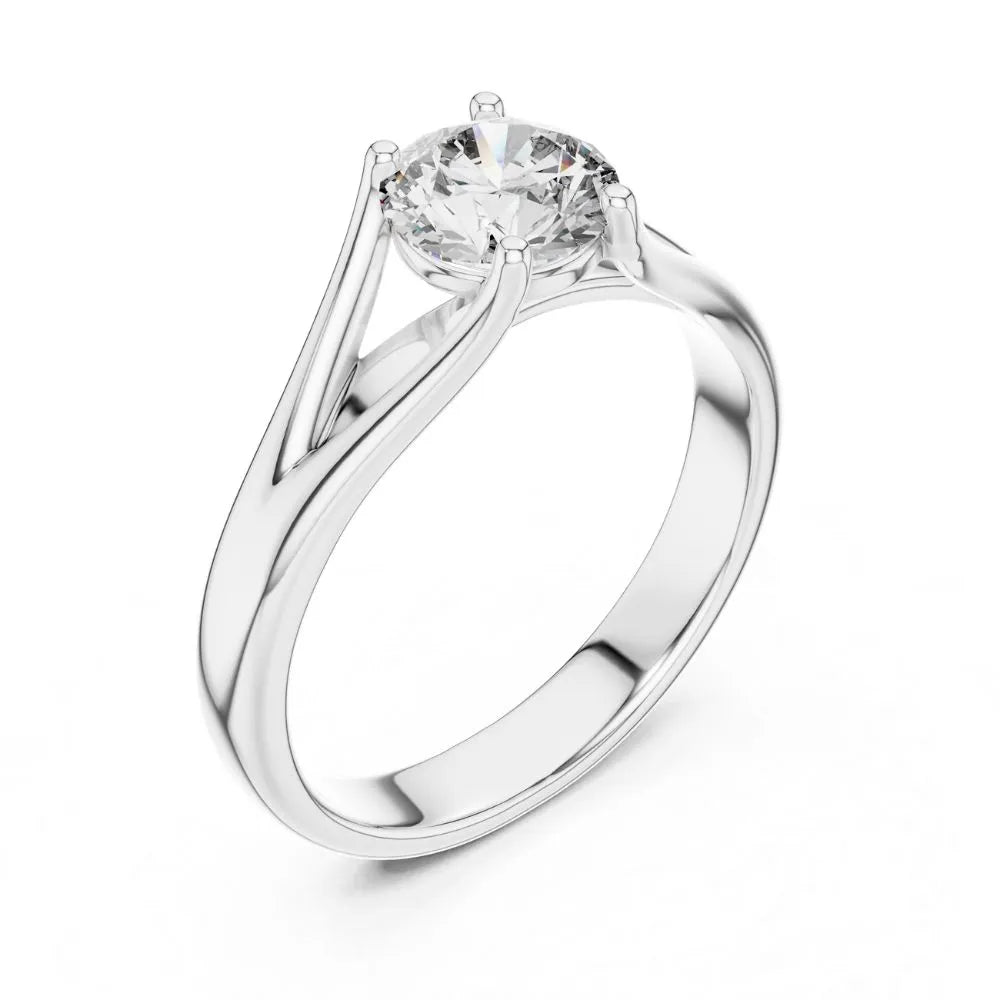 Modern Triangle Solitaire Ring in 925 Sterling Silver | ORYNIO