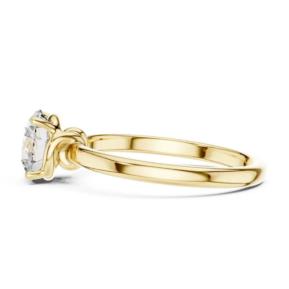 ORYNIO Celestia Solitaire Ring in 925 Sterling Silver